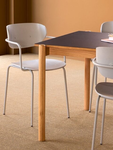 Hubsch Oblique tafel zwart - 882041 Hubsch Oblique tafel zwart - 882041