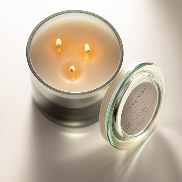 Illume Candela blu con aroma di sale marino fresco - 4626134100