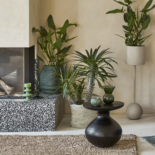 Urban Nature Culture Sort sidebord til maven Urban Nature Culture Sort sidebord til maven