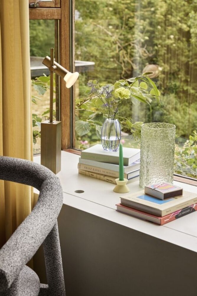 Hubsch Lampe de table en laiton poli Hubsch Lampe de table en laiton poli