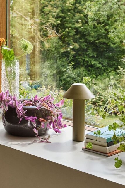 Hubsch Tower tafellamp donkergroen Hubsch Tower tafellamp donkergroen