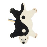 Doing Goods Mara Yin Yang IJsbeer vloerkleed L Doing Goods Mara Yin Yang IJsbeer vloerkleed L