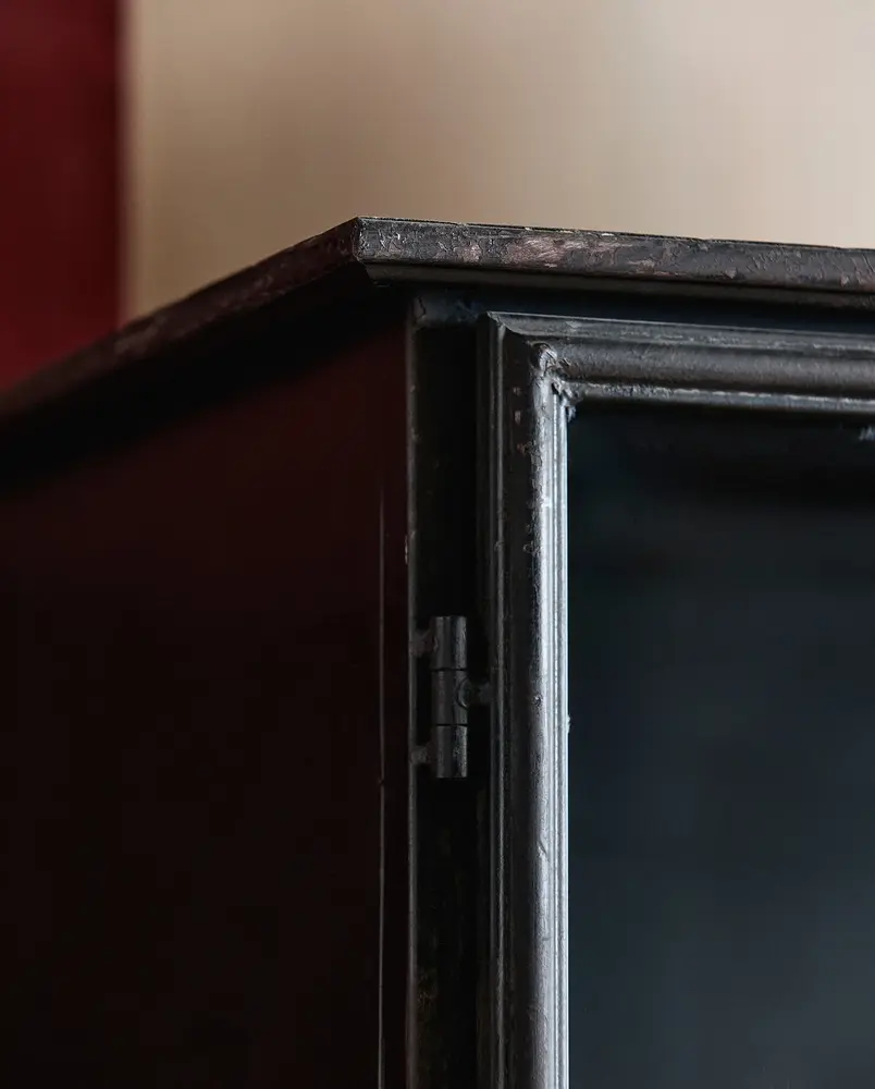 Nordal Downtown iron cabinet - black 120x36x185cm