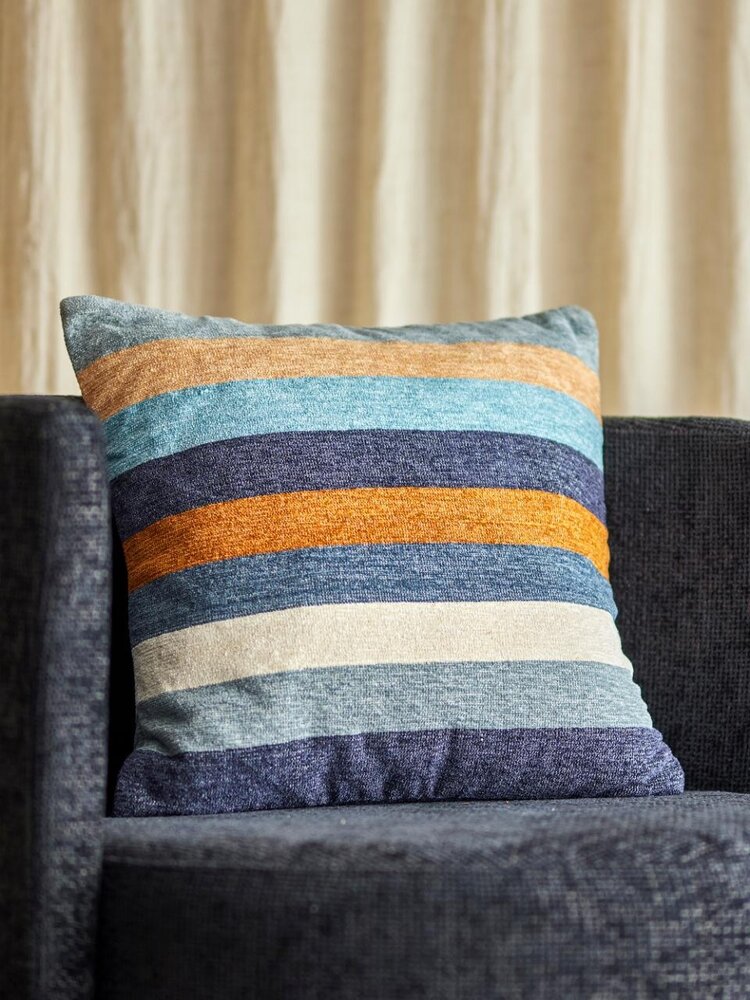 Bloomingville Coussin Gyani bleu Bloomingville Coussin Gyani bleu