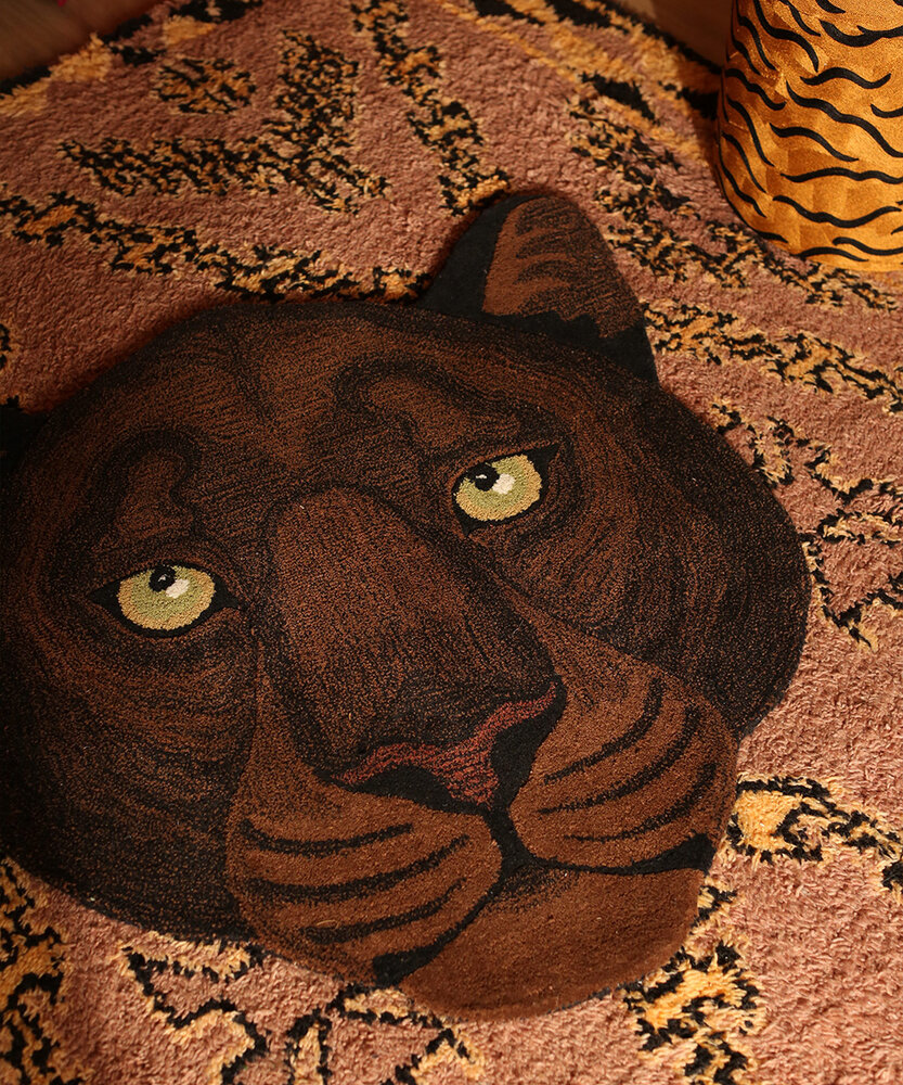 Doing Goods Nio black panther head vloerkleed L