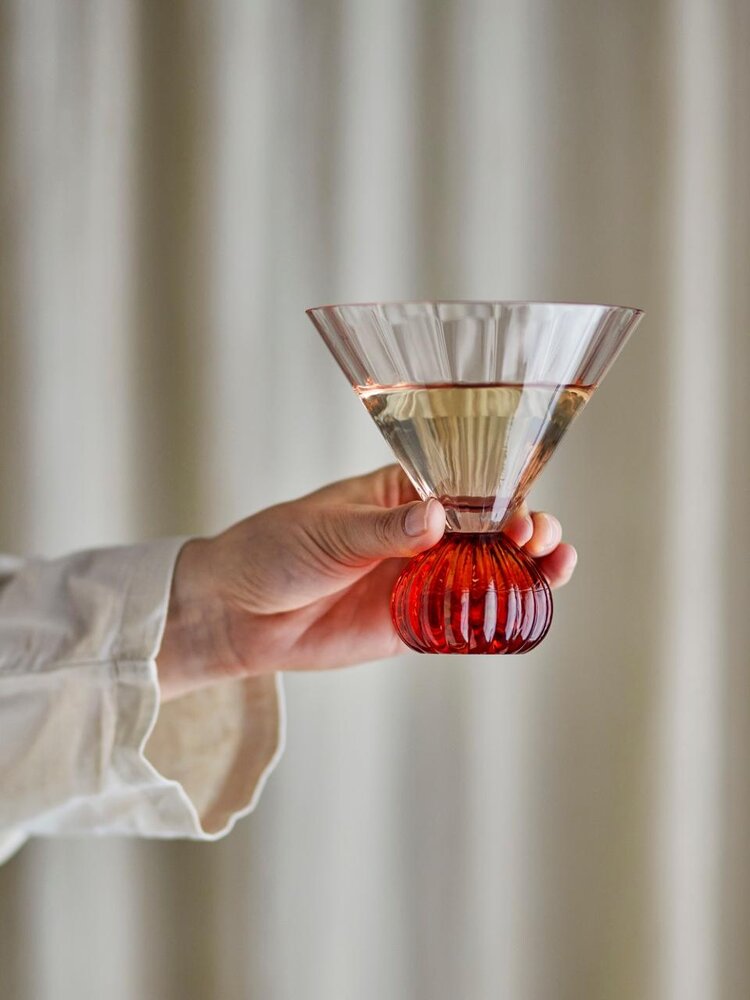 Bloomingville Taurin cocktail glazen roze set van 6 stuks Bloomingville Taurin cocktail glazen roze set van 6 stuks