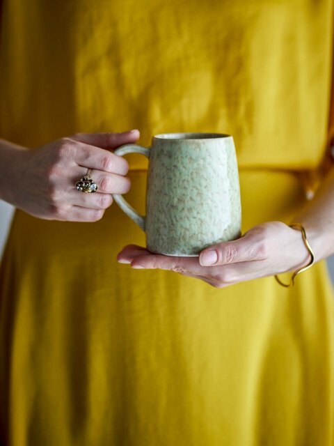 Bloomingville Winnie muggar gröna/beige set med 4 delar Bloomingville Winnie muggar gröna/beige set med 4 delar