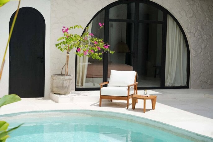 Bazar Bizar The Gilimanuk single-seater sofa - for outdoor use Bazar Bizar The Gilimanuk single-seater sofa - for outdoor use