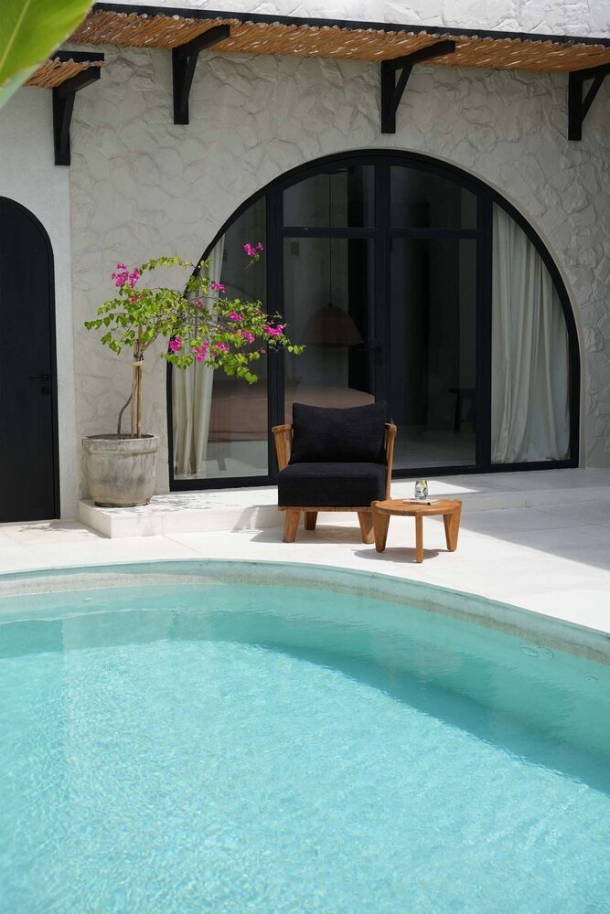 Bazar Bizar Malawi-enseteren – svart Bazar Bizar Malawi-enseteren – svart