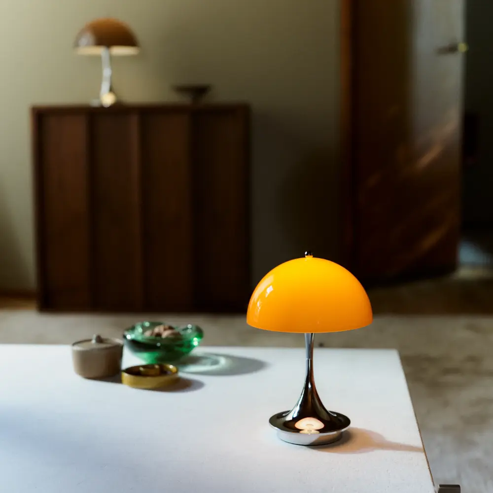 Louis Poulsen Panthella 160 portabel bordslampa original opal orange