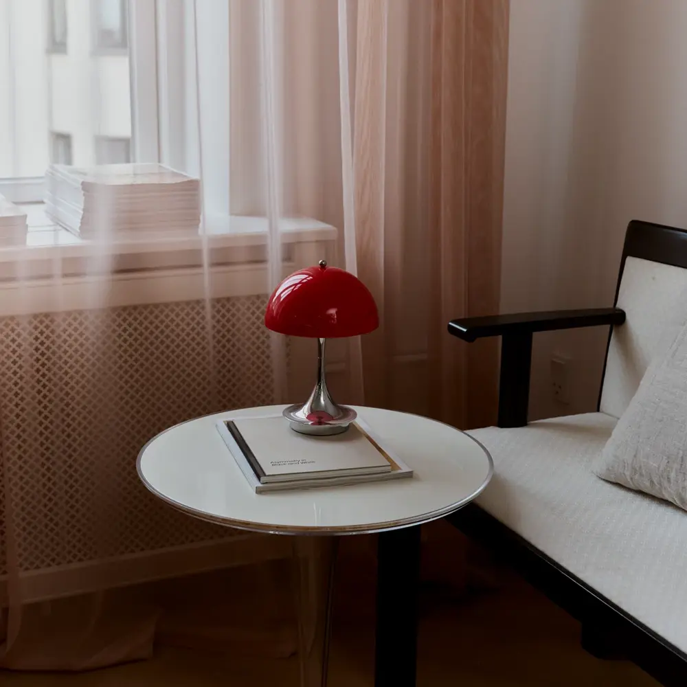 Louis Poulsen Panthella 160 portabel bordslampa original opalröd Louis Poulsen Panthella 160 portabel bordslampa original opalröd