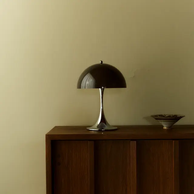 Louis Poulsen Panthella 250 portable table lamp original opal brown
