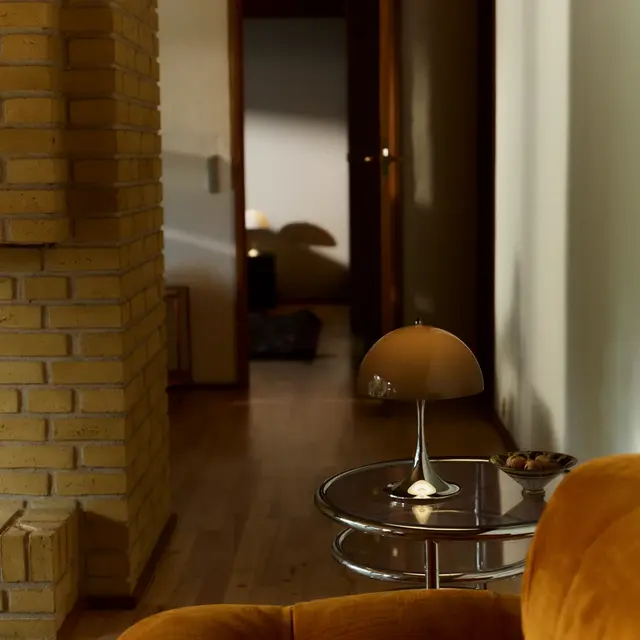 Louis Poulsen Panthella 250 portable table lamp original opal brown