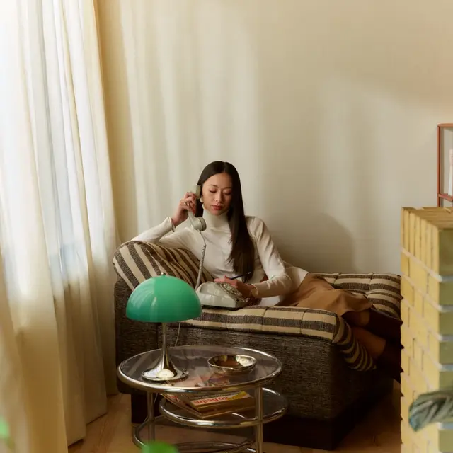 Louis Poulsen Panthella 250 portable table lamp original opal green Louis Poulsen Panthella 250 portable table lamp original opal green