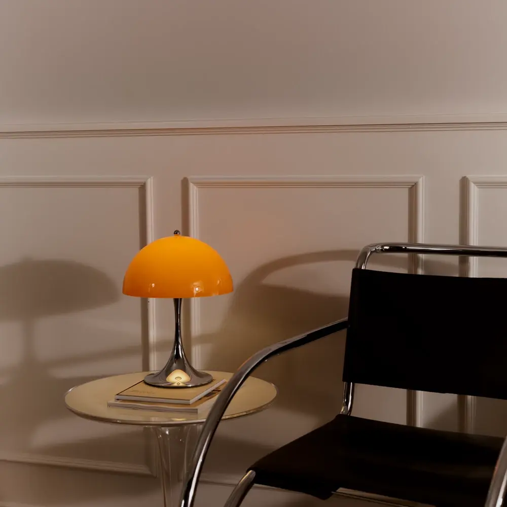 Louis Poulsen Panthella 250 bærbar bordlampe original opal orange Louis Poulsen Panthella 250 bærbar bordlampe original opal orange