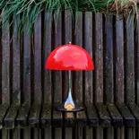 Louis Poulsen Lampada da tavolo portatile Panthella 250 originale rosso opale Louis Poulsen Lampada da tavolo portatile Panthella 250 originale rosso opale