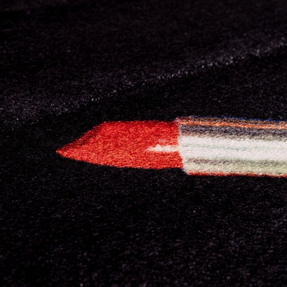 Seletti Rektangulär matta i svart, läppstift Seletti Rektangulär matta i svart, läppstift