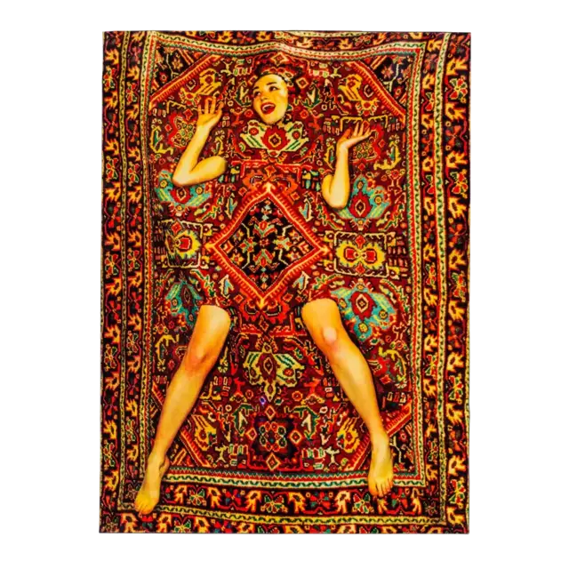 Seletti Alfombra rectangular de dama sobre alfombra