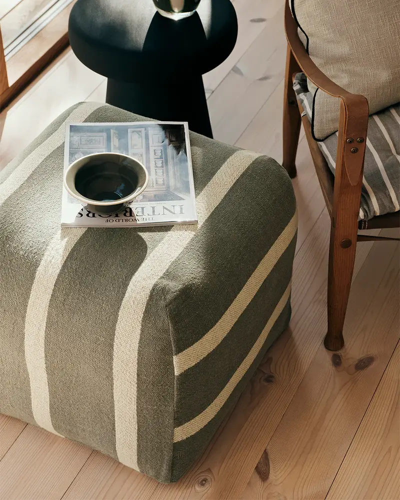 Broste Copenhagen Sigrid puff beige/grön