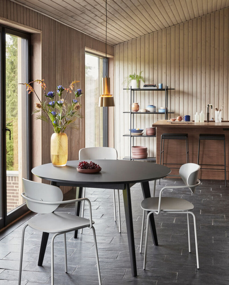 Hubsch Arch chair light grey - 141905 - showroom model