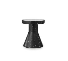 Normann Copenhagen Bit krakk kjegle svart sidebord