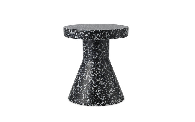Normann Copenhagen Bit stool cone sort/hvid sidebord