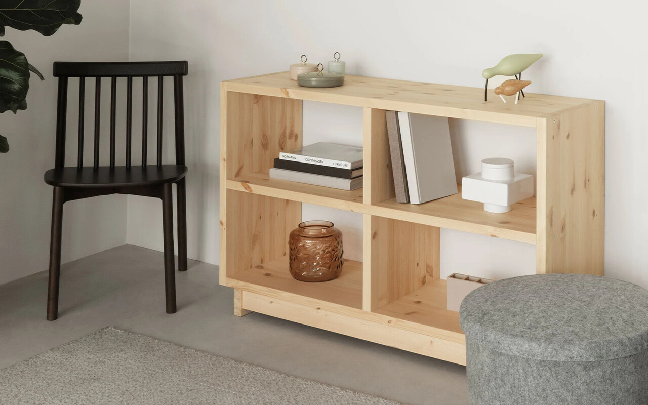 Normann Copenhagen Fyr bokhylle medium furu