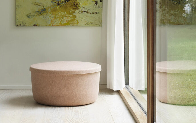 Normann Copenhagen Puf grande de almacenamiento con forma de piel Normann Copenhagen Puf grande de almacenamiento con forma de piel