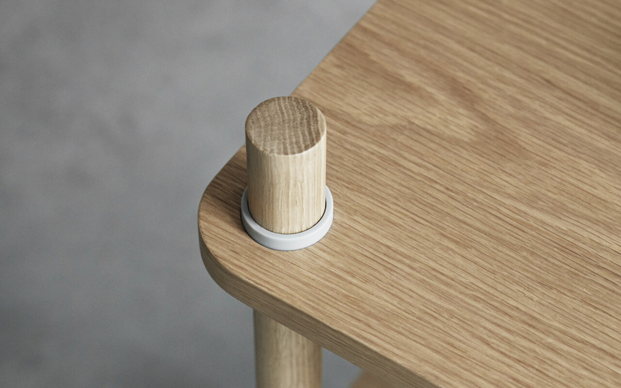 Normann Copenhagen Jam boekenkast 8 palen oak/grey
