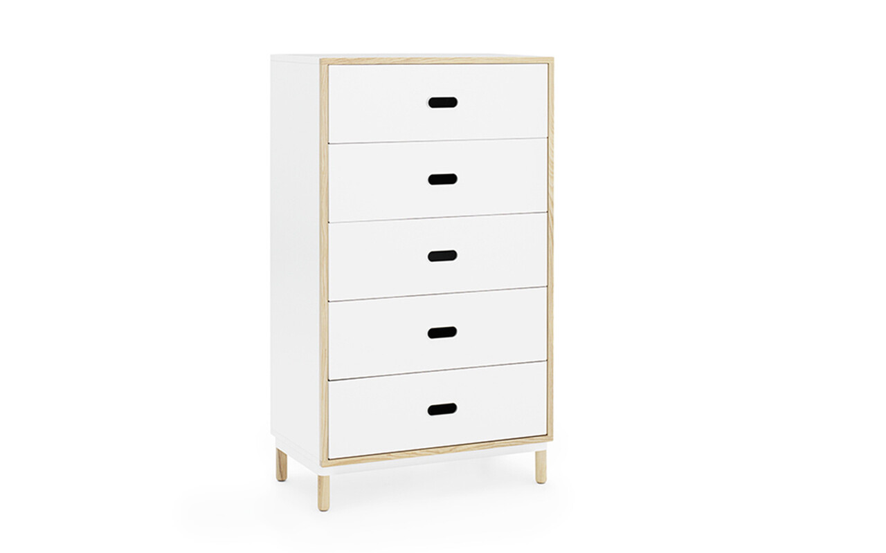 Normann Copenhagen Skåpbyrå med 5 lådor vit