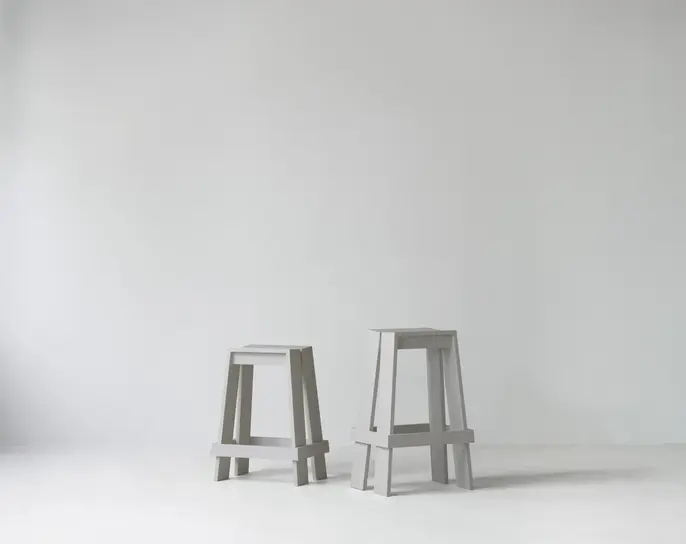 Normann Copenhagen Let barkruk 65cm light grey Normann Copenhagen Let barkruk 65cm light grey