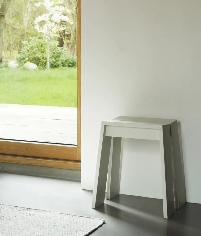 Normann Copenhagen La avføringen være lys grå Normann Copenhagen La avføringen være lys grå