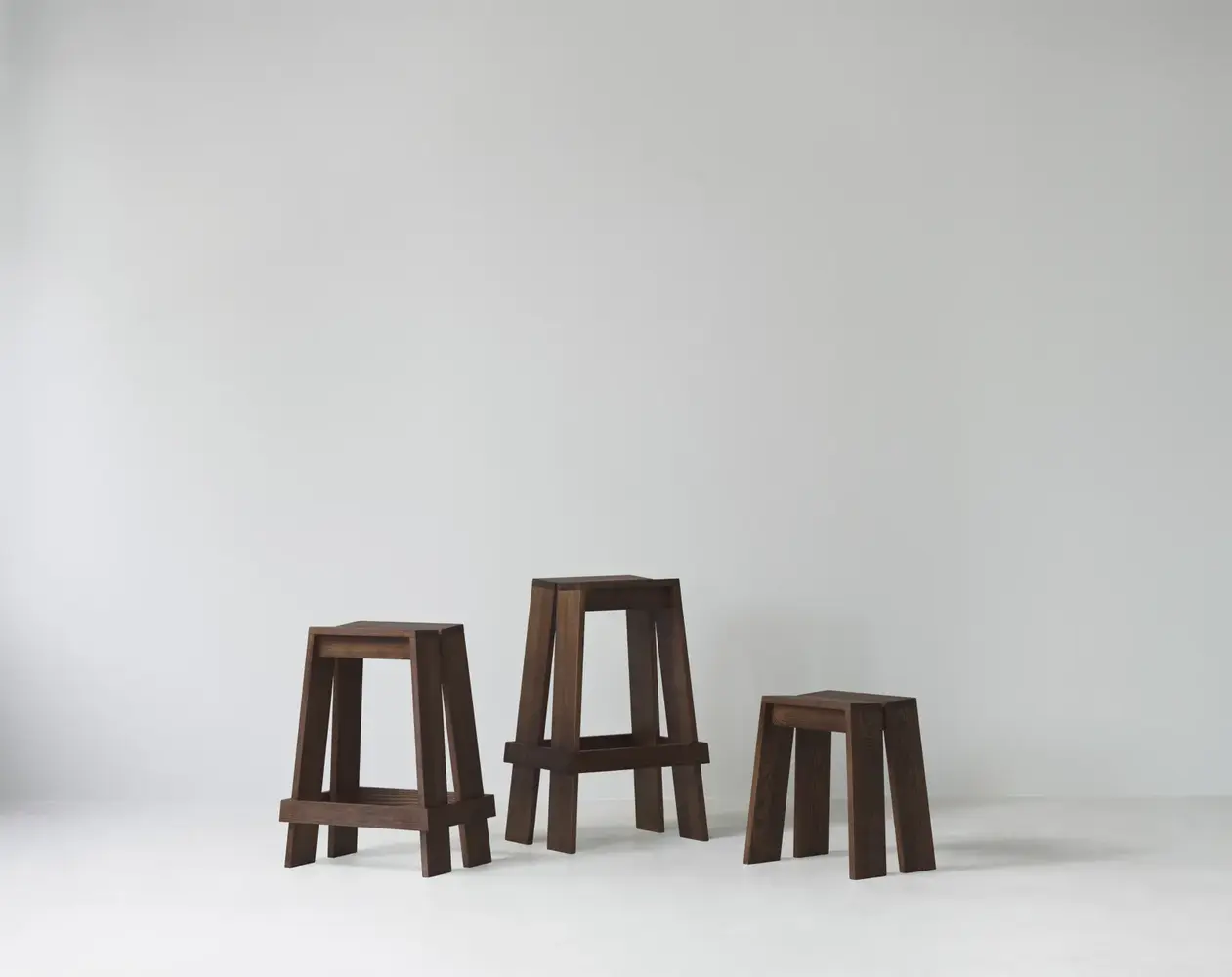 Normann Copenhagen Lad afføringen brunfarvet aske Normann Copenhagen Lad afføringen brunfarvet aske