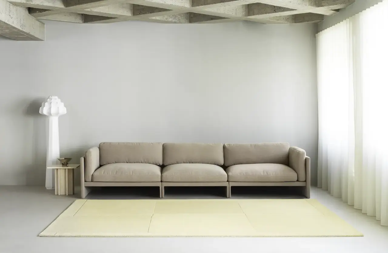 Normann Copenhagen Level teppe 250x350cm lys gul Normann Copenhagen Level teppe 250x350cm lys gul
