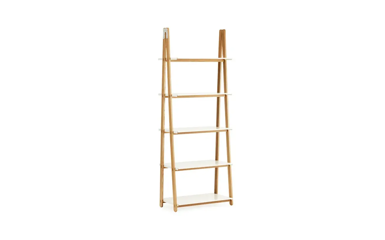 Normann Copenhagen Eine Stufe höher, Schrankhöhe, weiß Normann Copenhagen Eine Stufe höher, Schrankhöhe, weiß