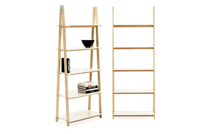 Normann Copenhagen Mobiletto alto bianco con un gradino Normann Copenhagen Mobiletto alto bianco con un gradino