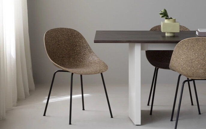 Normann Copenhagen Tavolo a pannelli 90x300cm crema/marrone scuro Normann Copenhagen Tavolo a pannelli 90x300cm crema/marrone scuro
