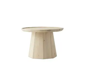 Normann Copenhagen Stort sidebord i fyrretræ Normann Copenhagen Stort sidebord i fyrretræ