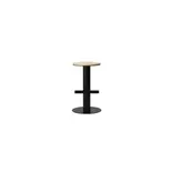 Normann Copenhagen Barhocker mit Stangenform, 65 cm, Kiefer/schwarz Normann Copenhagen Barhocker mit Stangenform, 65 cm, Kiefer/schwarz