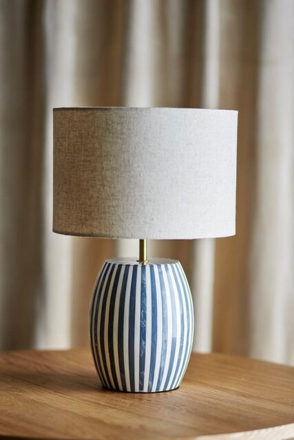 Bloomingville Lámpara de mesa Tali multi Bloomingville Lámpara de mesa Tali multi