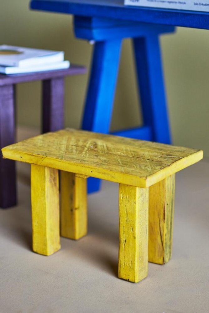 Bloomingville Porir pedestal yellow
