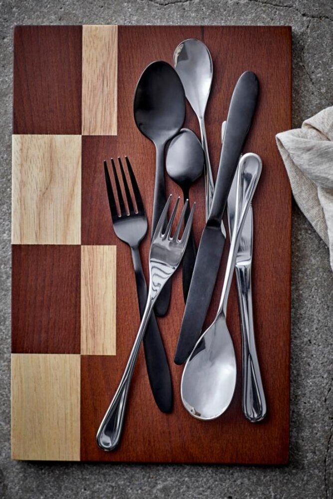 Bloomingville Elvera silver cutlery set of 16 pieces Bloomingville Elvera silver cutlery set of 16 pieces