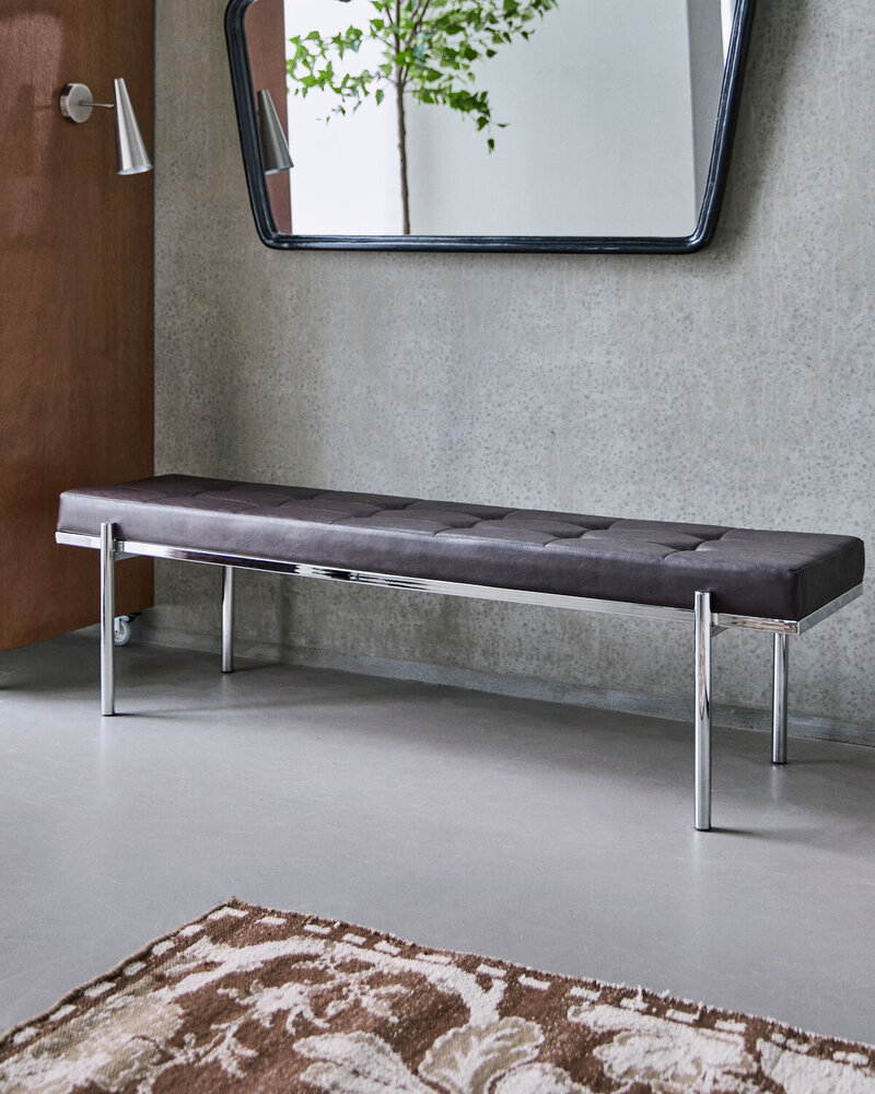 House Doctor Canapé Lao 160 cm mûrier/chrome House Doctor Canapé Lao 160 cm mûrier/chrome