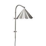 House Doctor Flola Wandleuchte, gebürstetes Silber House Doctor Flola Wandleuchte, gebürstetes Silber