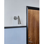 House Doctor Lámpara de pared de precisión en plata cepillada House Doctor Lámpara de pared de precisión en plata cepillada