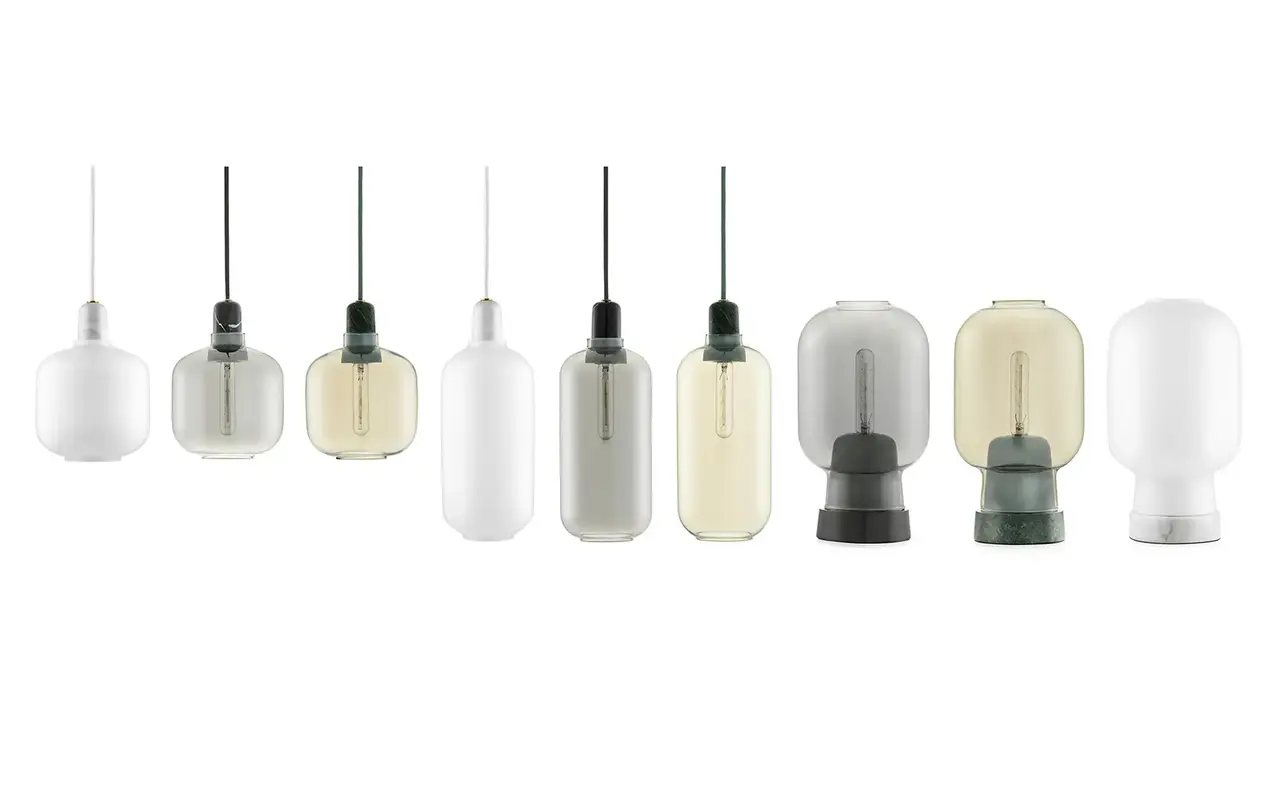 Normann Copenhagen Amp bordlampe hvit