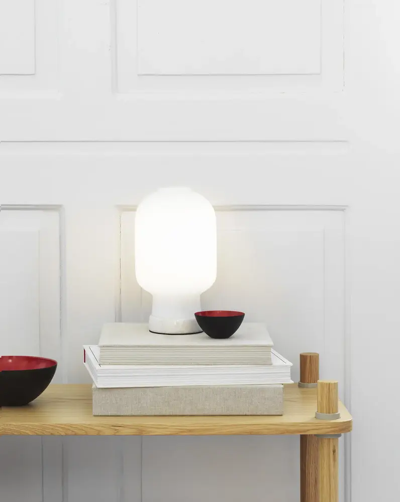 Normann Copenhagen Amp tafellamp white