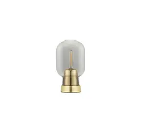 Normann Copenhagen Lampada da tavolo Amp color fumo/ottone