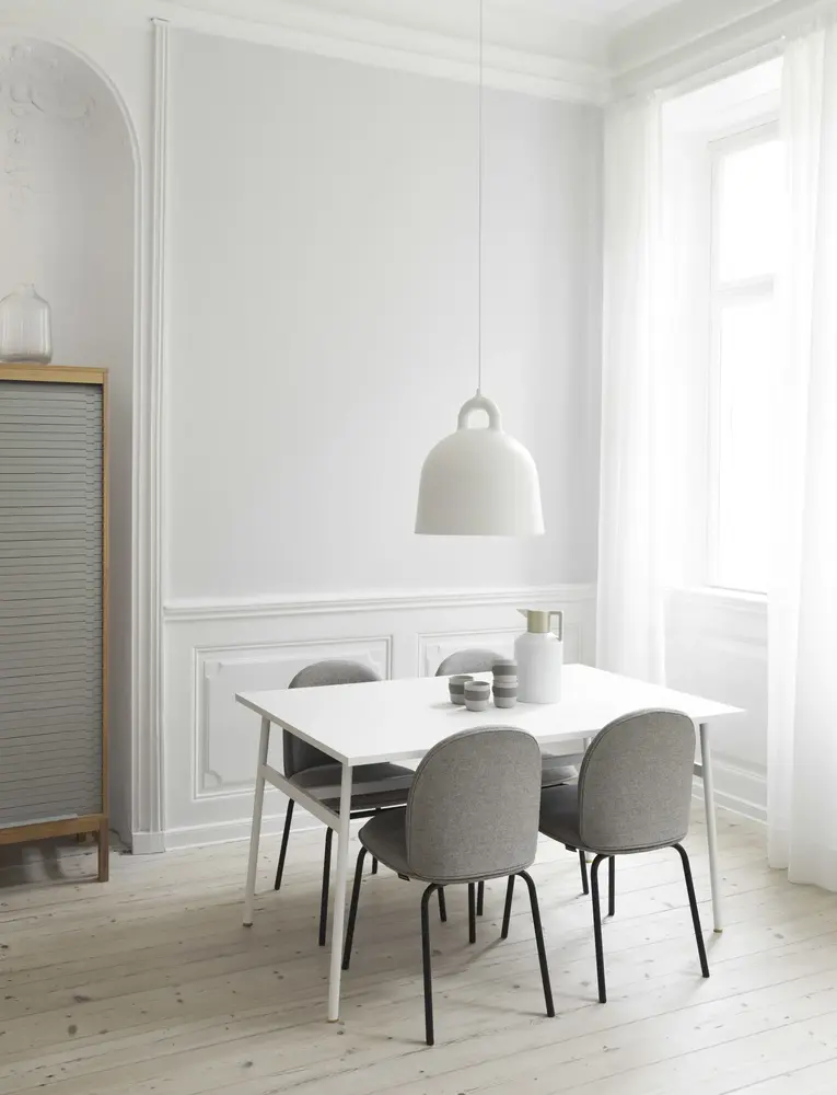 Normann Copenhagen Bell pendellampe medium hvit
