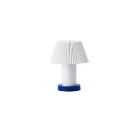 Normann Copenhagen Cellu bordslampa ljusblå
